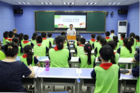 思政教育进课堂   平安护航助成长